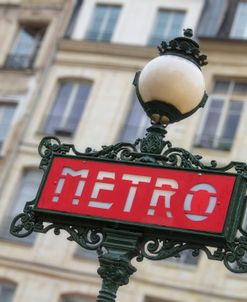 Paris Metro Signpost