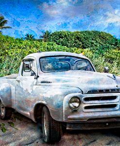 Studebaker Goes to the Beach