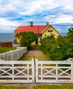 Coastal Cottage at the Sea