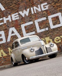 1940 Pontiac Arrow And Mural
