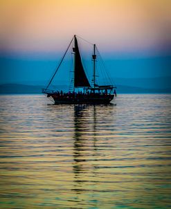 Sailing Boat on Lake 01