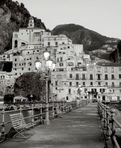IT883 – Amalfi Pier I