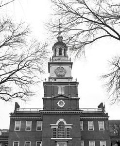 Independence Hall (center)