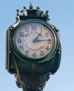 Clock at Reading (color)