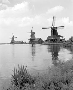 Three Windmills (V), Holland 87