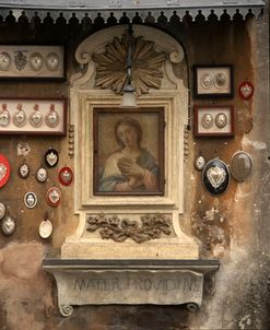 Ity_Rome_Madonna_Grotto