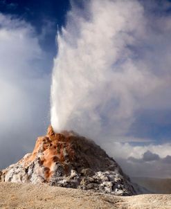 Yellowstone White Dome Geyser 3146