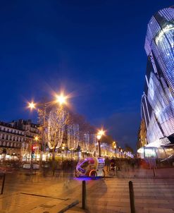 Champs Elysees At Christmas