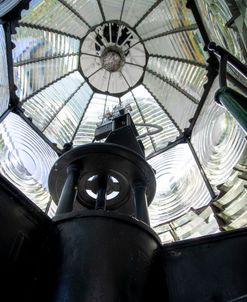 Fresnel lighthouse lens