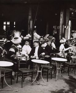 Un Cafe A Suresnes, France 1914